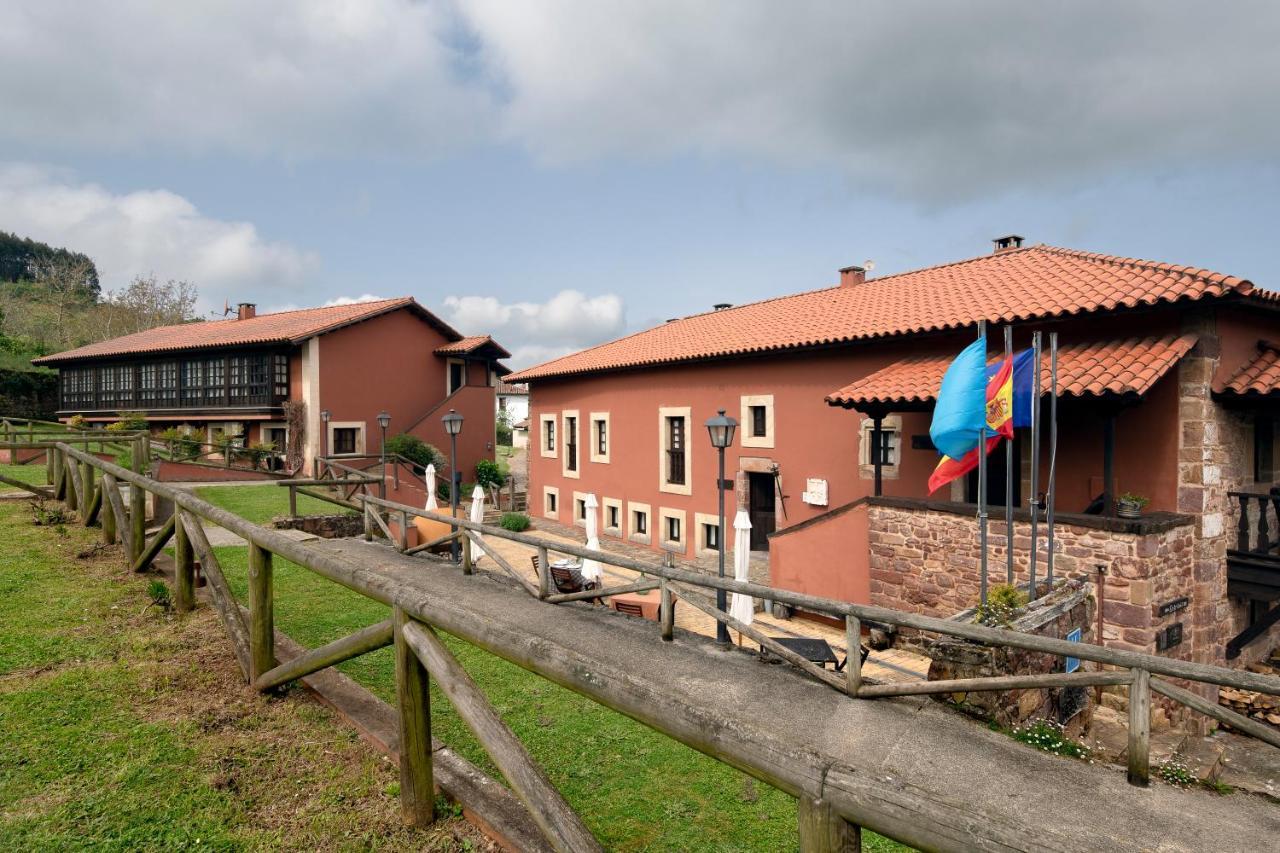 La Corte De Lugas Luaran gambar